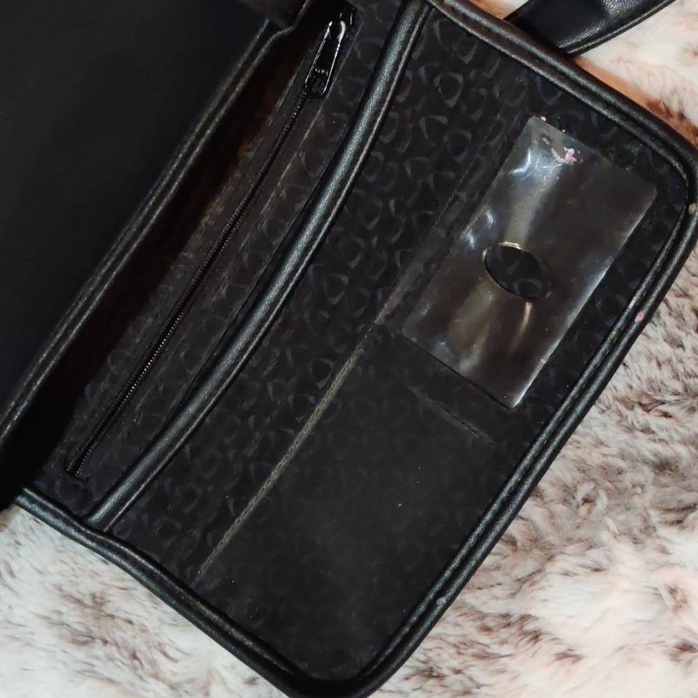 Liz Claiborne Black Leather Shoulder Bag - Picture 5 of 11